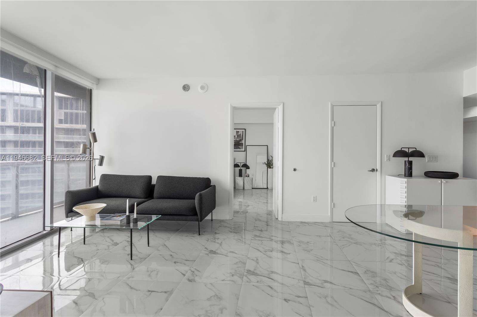 ICONBRICKELL CONDO NO 1 - 465 Brickell Ave, Miami, FL 33131 | Picture 9