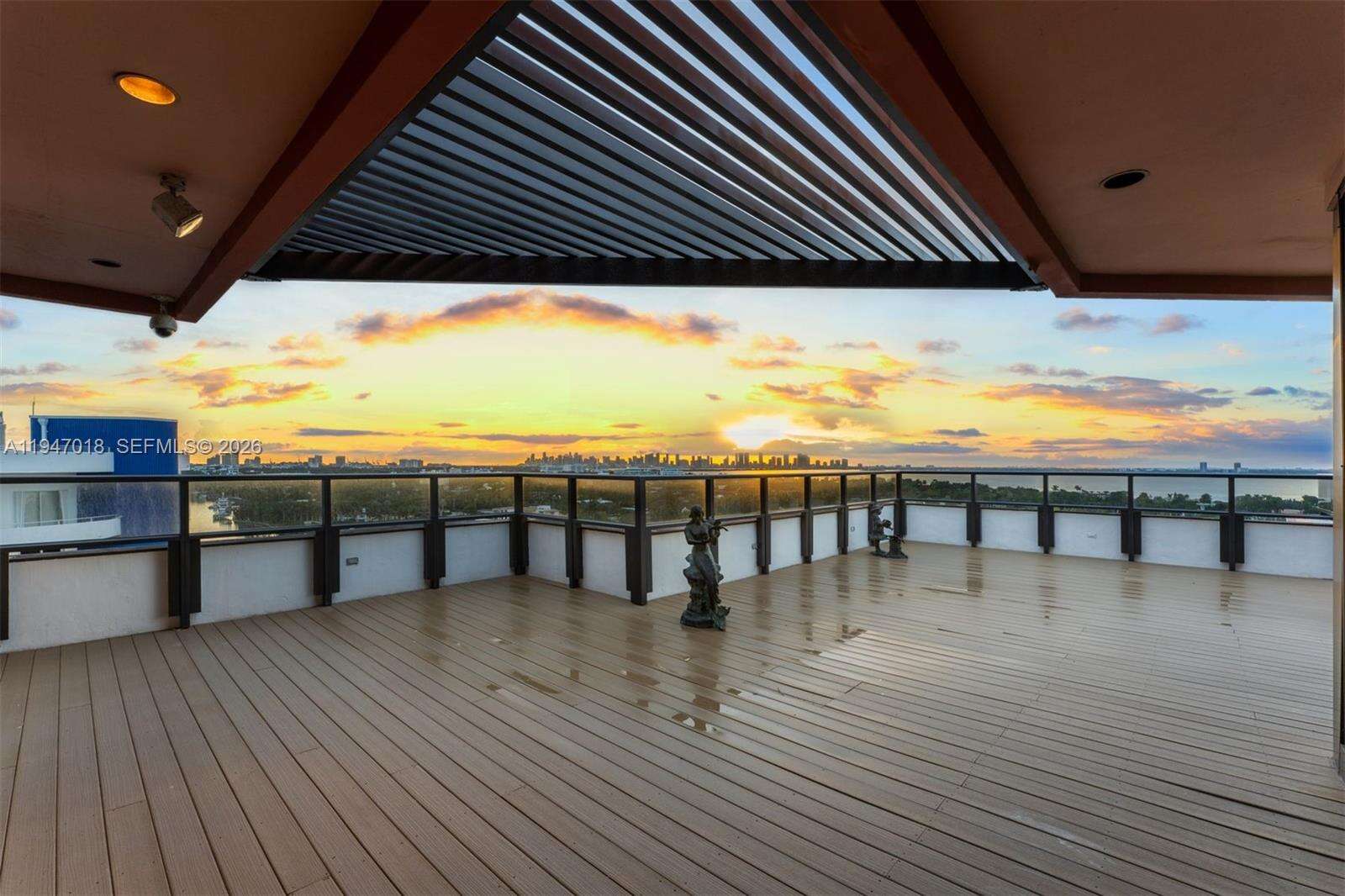 THE ALEXANDER - 5225 Collins Ave, Miami Beach, FL 33140 | Picture 33