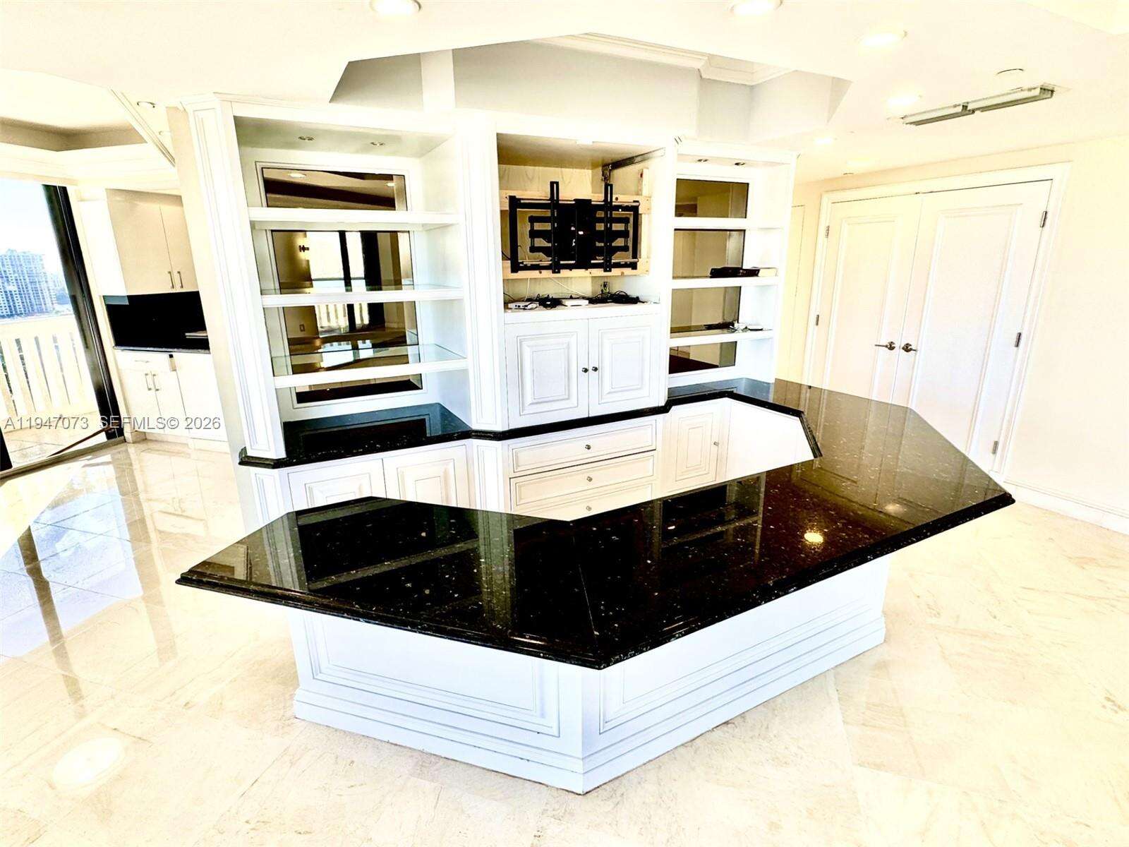 2000 ISL BLVD WILLIAMS ISL - 2000 Island Blvd, Aventura, FL 33160 | Picture 11