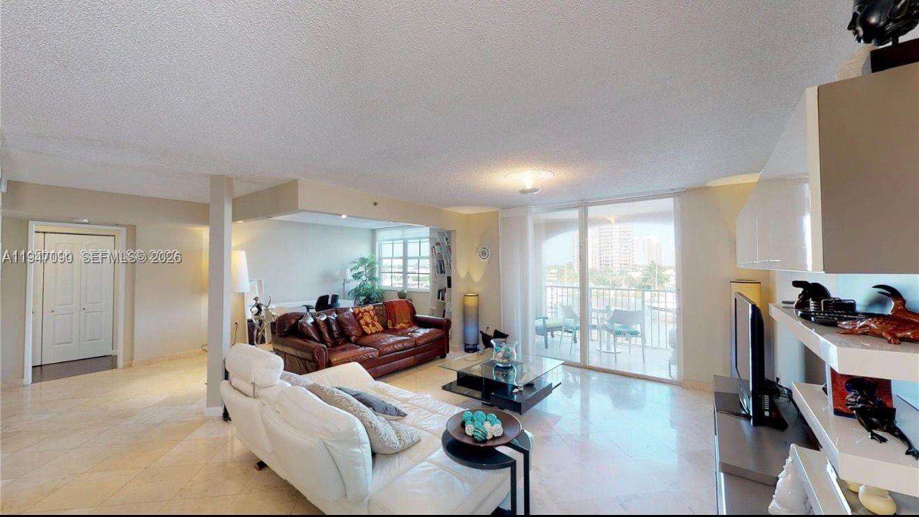 The Yacht Club At Aventura at 19877 Country Club Dr, Aventura, FL 33180 - For Sale photo 6