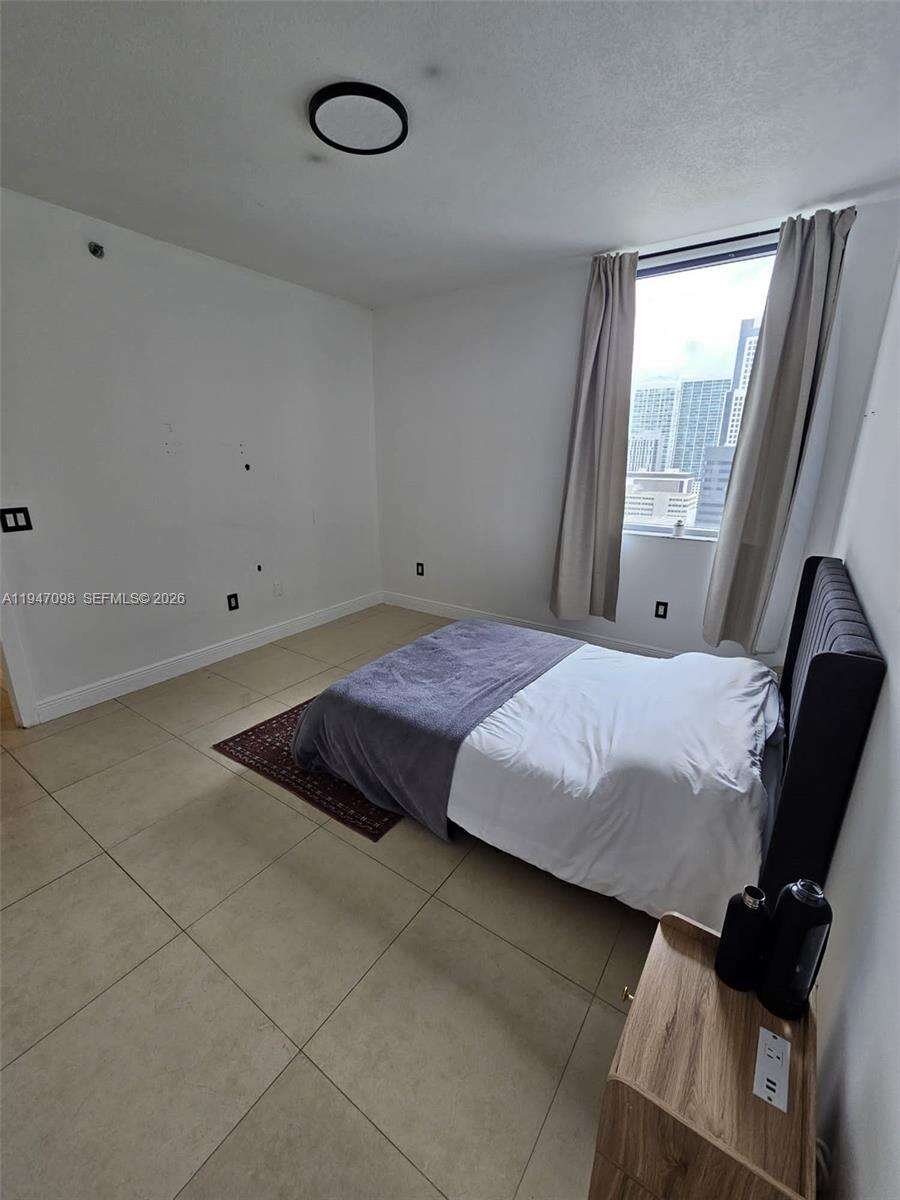 1060 Brickell at 1060 Brickell Ave, Miami, FL 33131 - For Sale photo 12