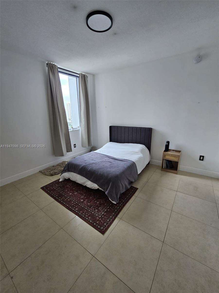 1060 Brickell at 1060 Brickell Ave, Miami, FL 33131 - For Sale photo 15