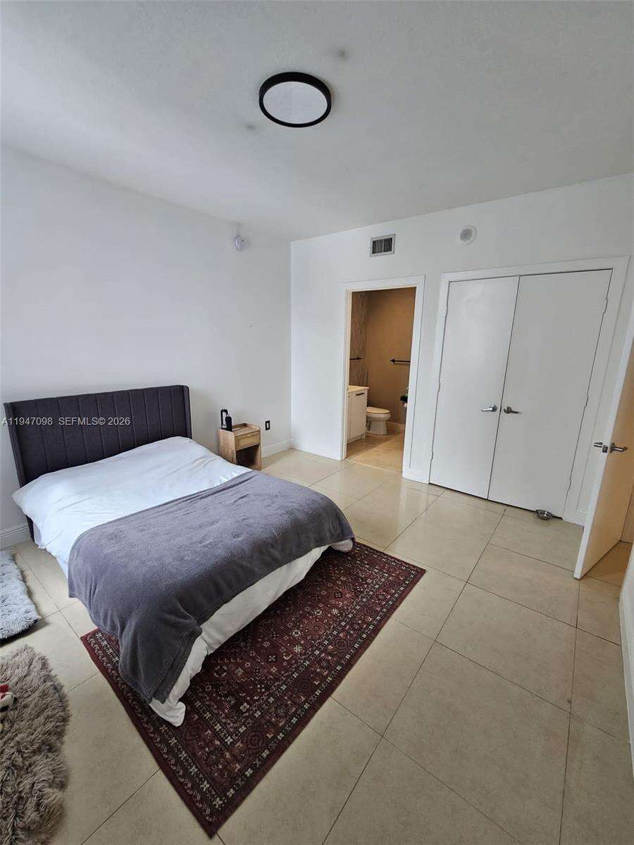 1060 Brickell at 1060 Brickell Ave, Miami, FL 33131 - For Sale photo 16