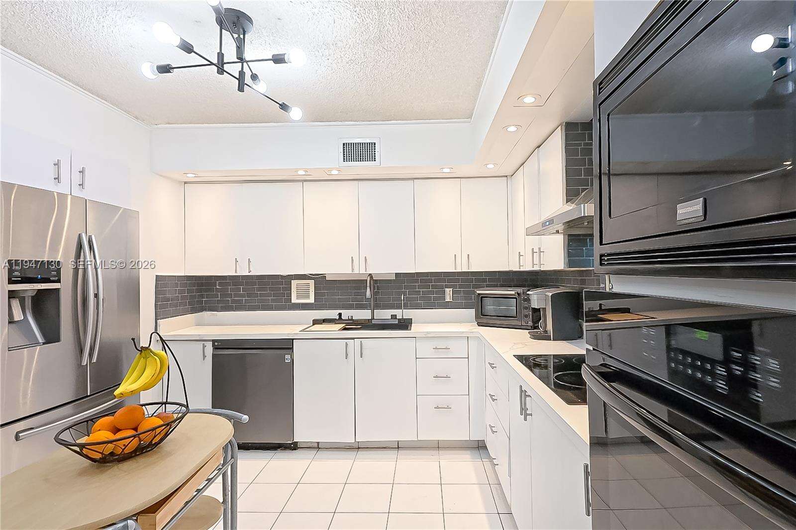 Grandview At Emerald Hills Condos for Sale & Rent | Picture 1