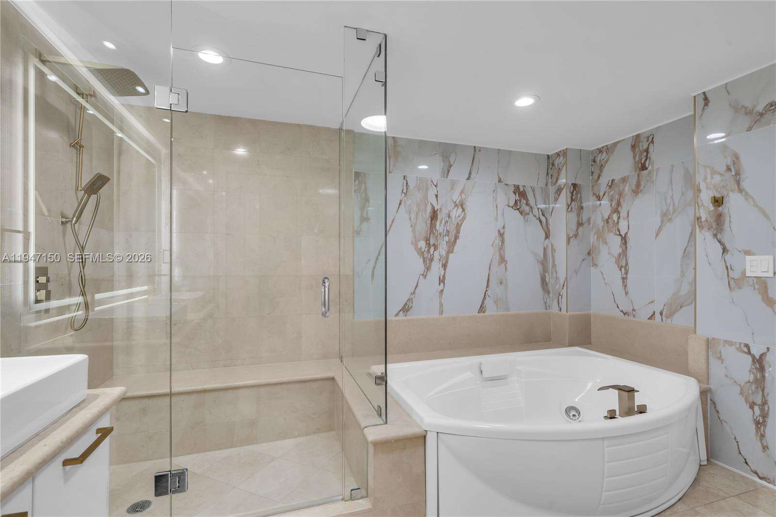 OCEAN PALMS - 3101 Ocean Dr, Hollywood, FL 33019 | Picture 26