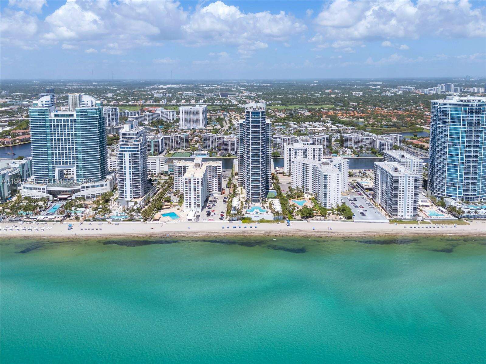 OCEAN PALMS - 3101 Ocean Dr, Hollywood, FL 33019 | Picture 37