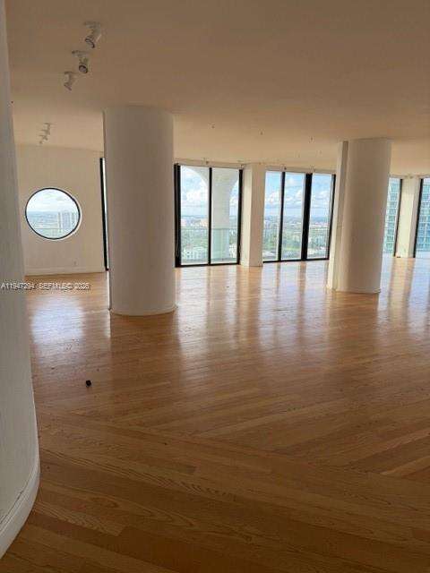 TURNBERRY ISLE - 19707 Turnberry Way, Aventura, FL 33180 | Picture 19