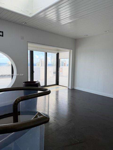 TURNBERRY ISLE - 19707 Turnberry Way, Aventura, FL 33180 | Picture 3