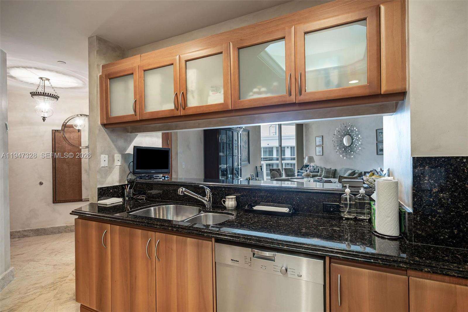 SOLIMAR - 9595 Collins Ave, Surfside, FL 33154 | Picture 11