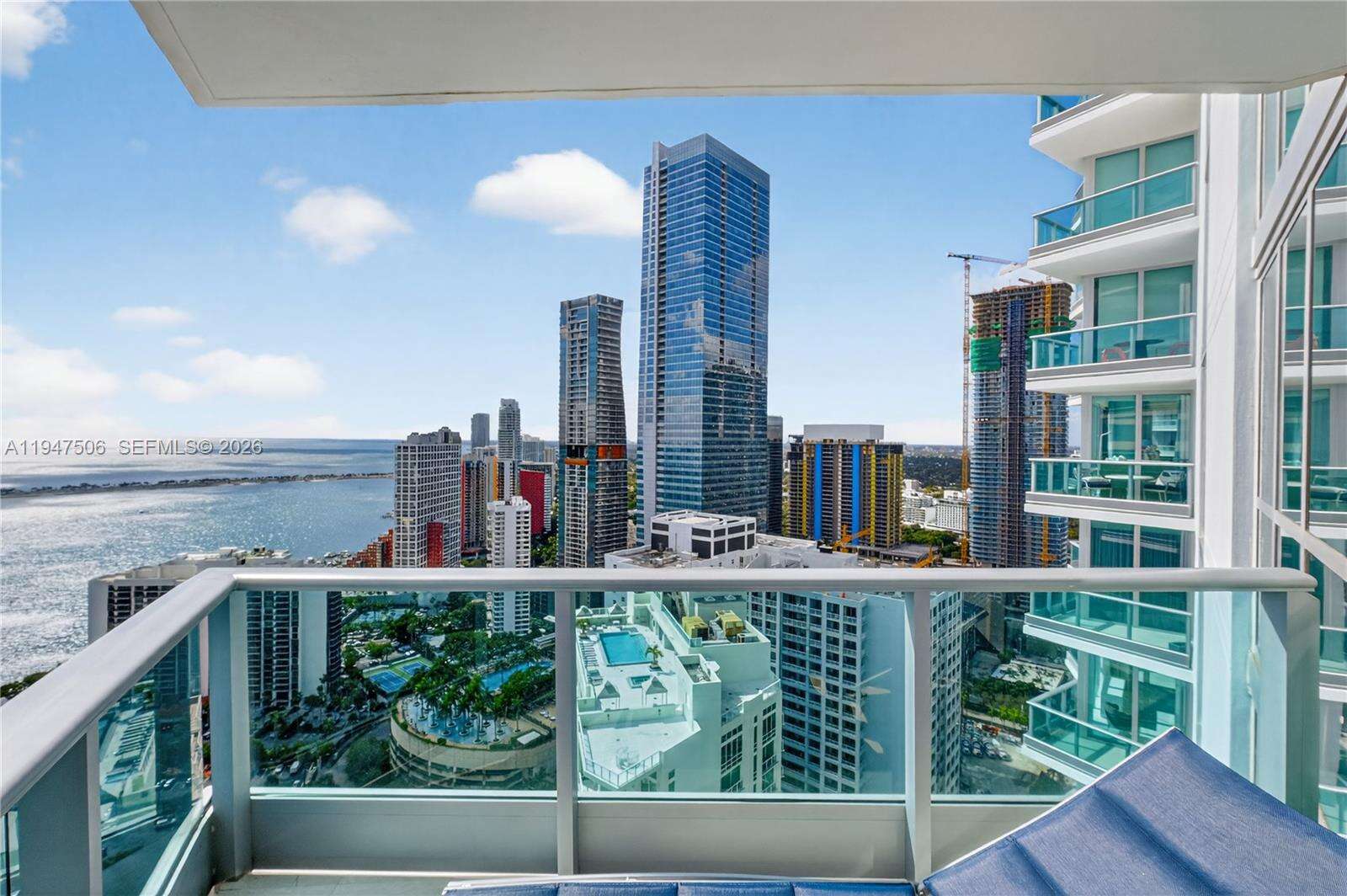 JADE RESIDENCES AT BRICKELL BAY - 1331 Brickell Bay Dr, Miami, FL 33131 | Picture 13