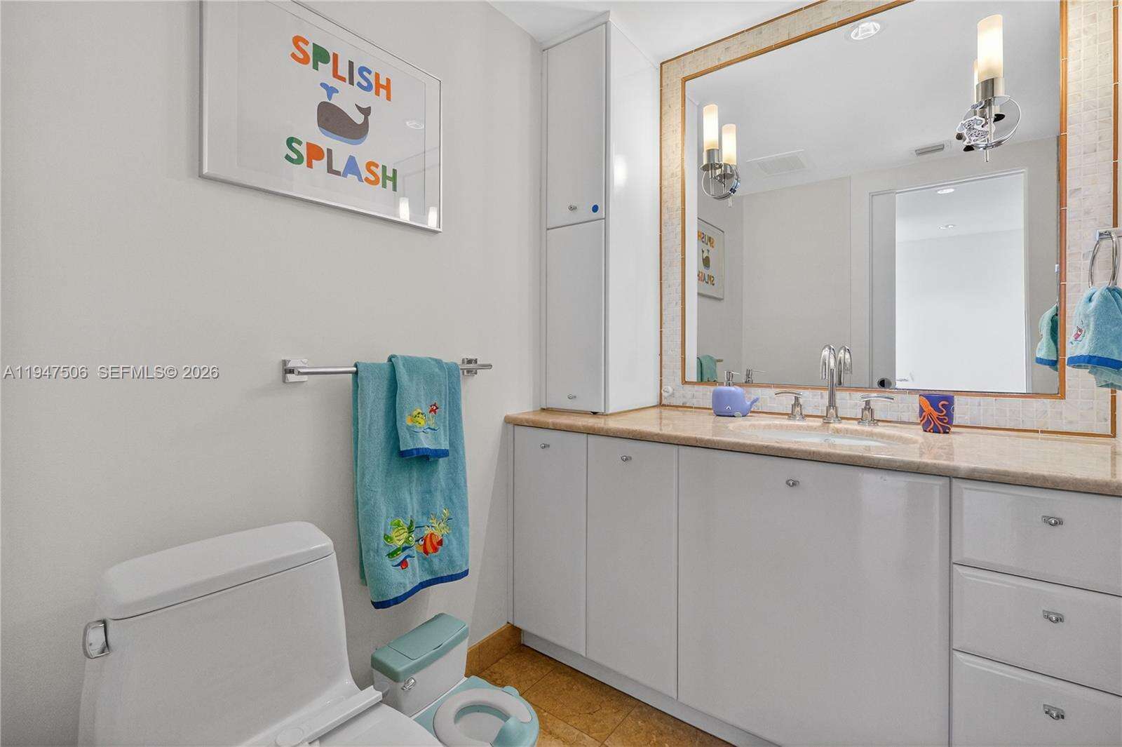 JADE RESIDENCES AT BRICKELL BAY - 1331 Brickell Bay Dr, Miami, FL 33131 | Picture 24