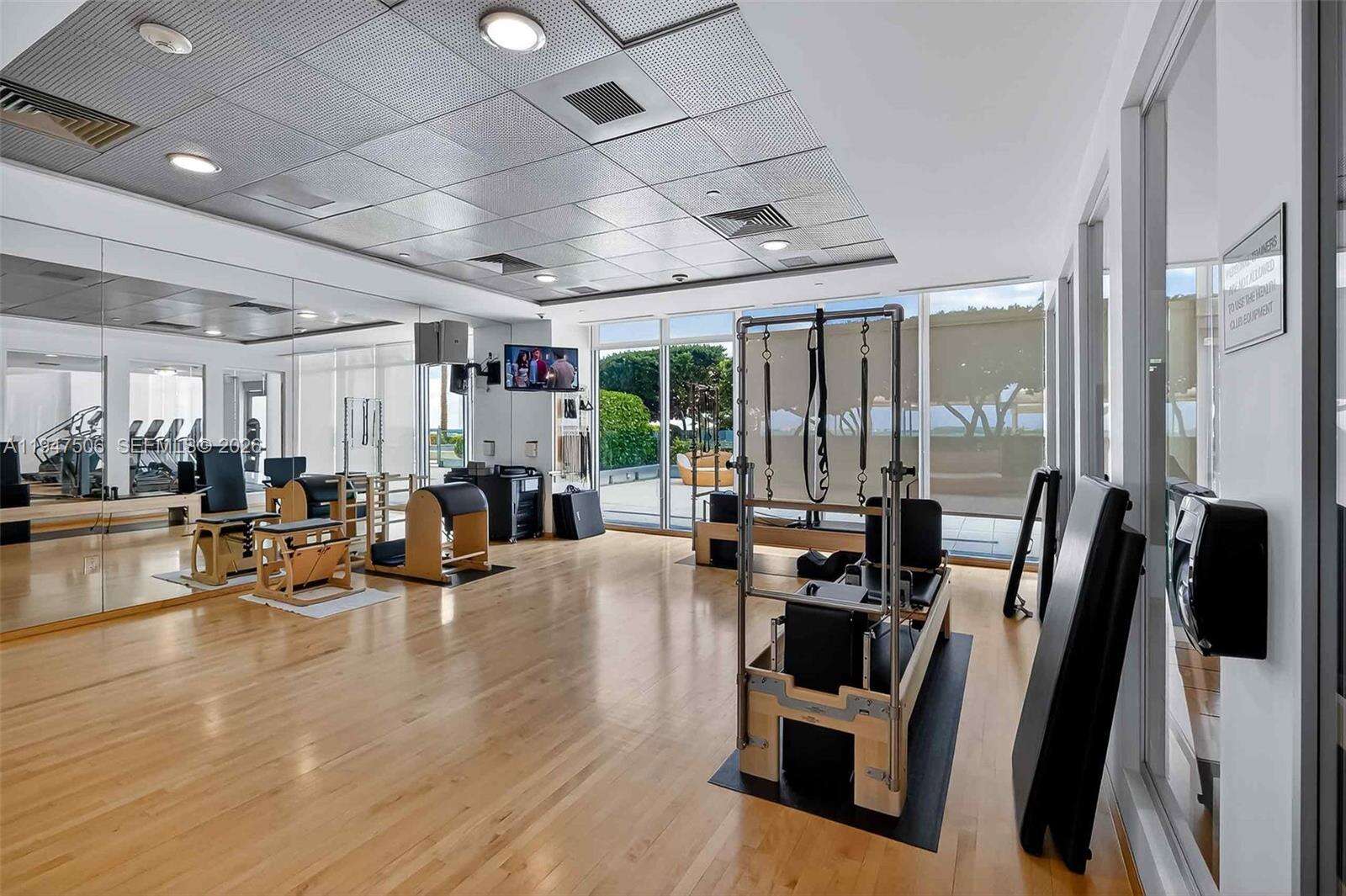 JADE RESIDENCES AT BRICKELL BAY - 1331 Brickell Bay Dr, Miami, FL 33131 | Picture 33