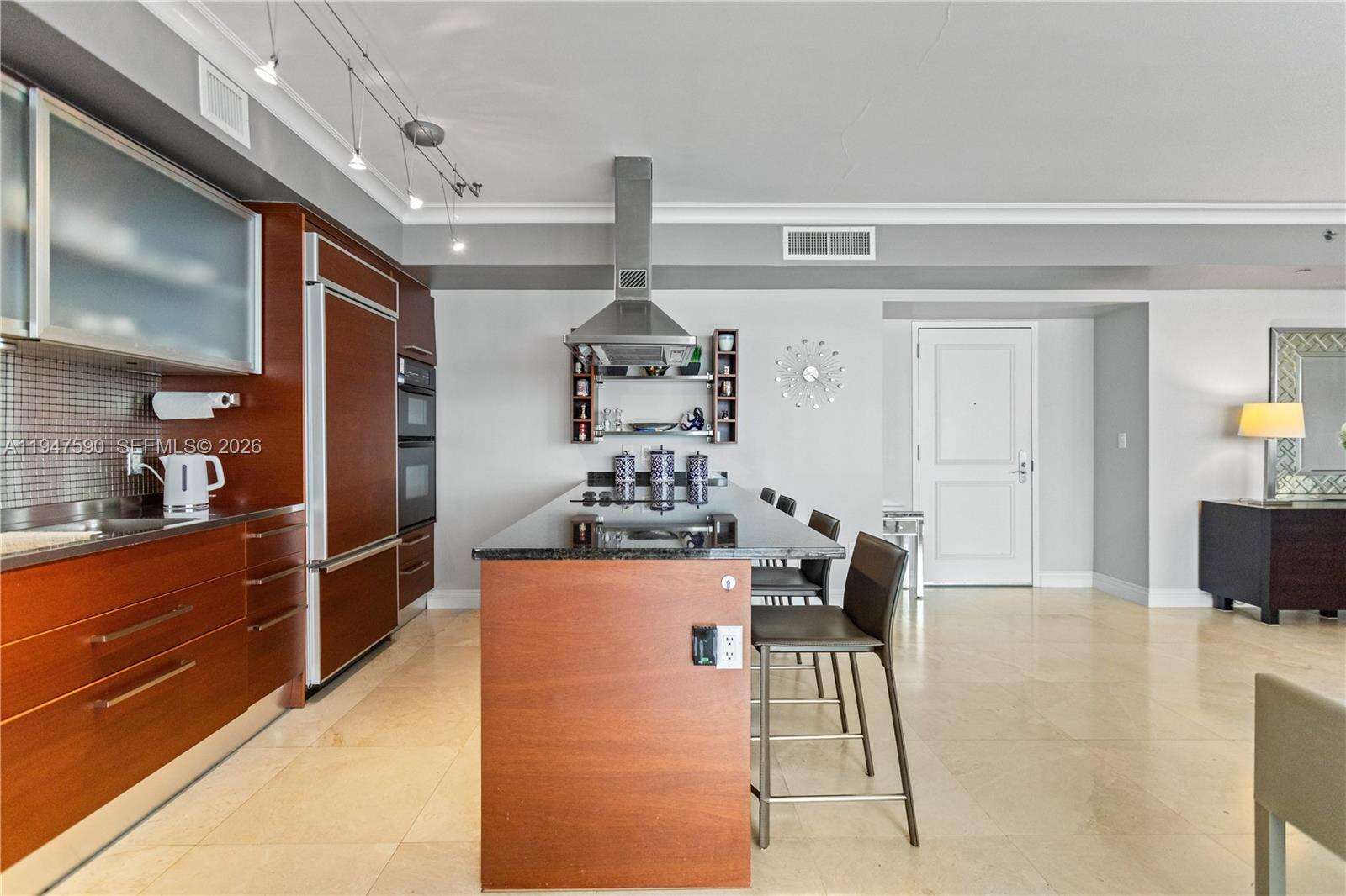 THE BEACH CLUB - 1850 Ocean Dr, Hallandale Beach, FL 33009 | Picture 5