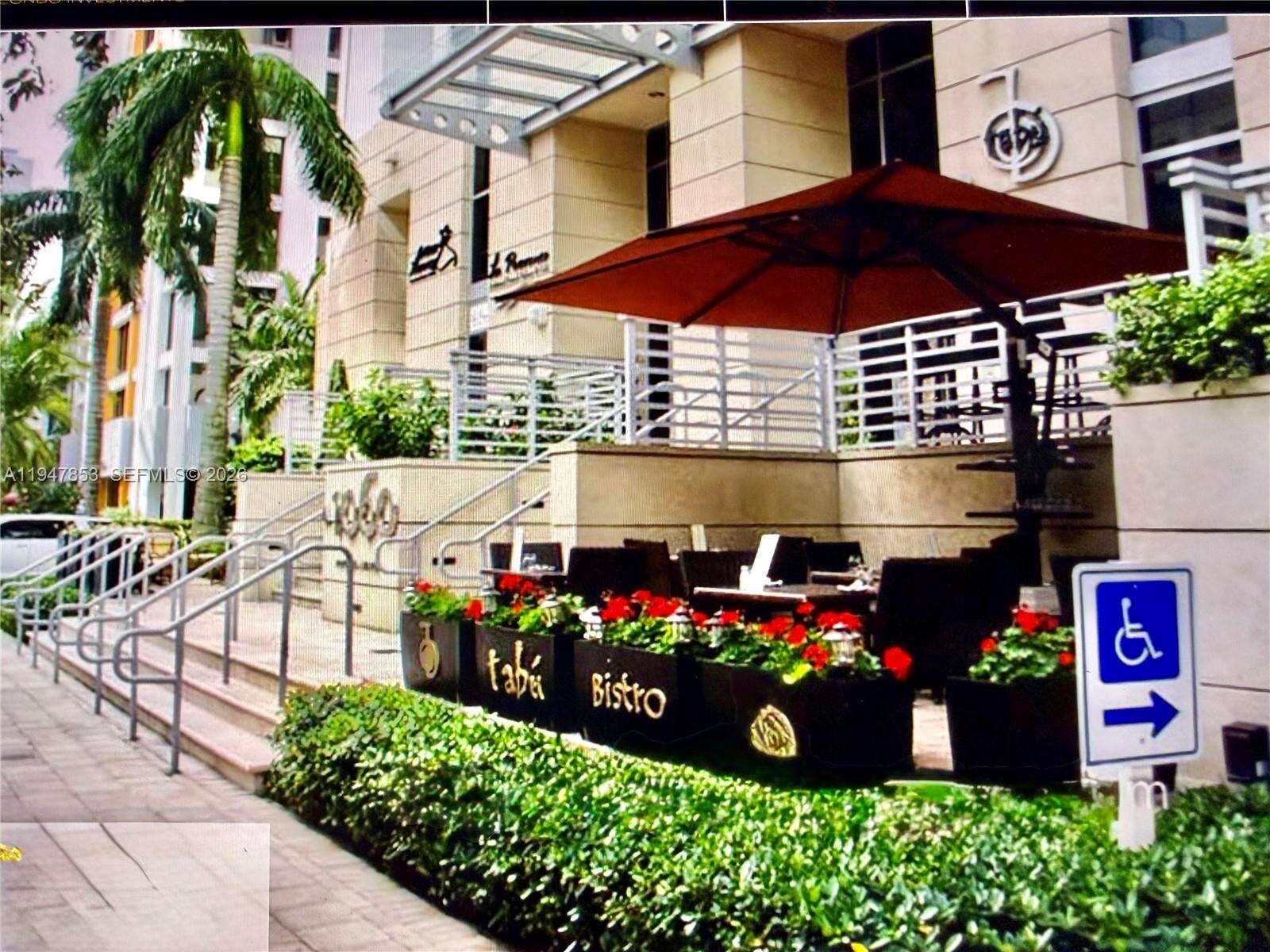 1060 Brickell at 1050 Brickell Ave, Miami, FL 33131 - For Sale photo 4