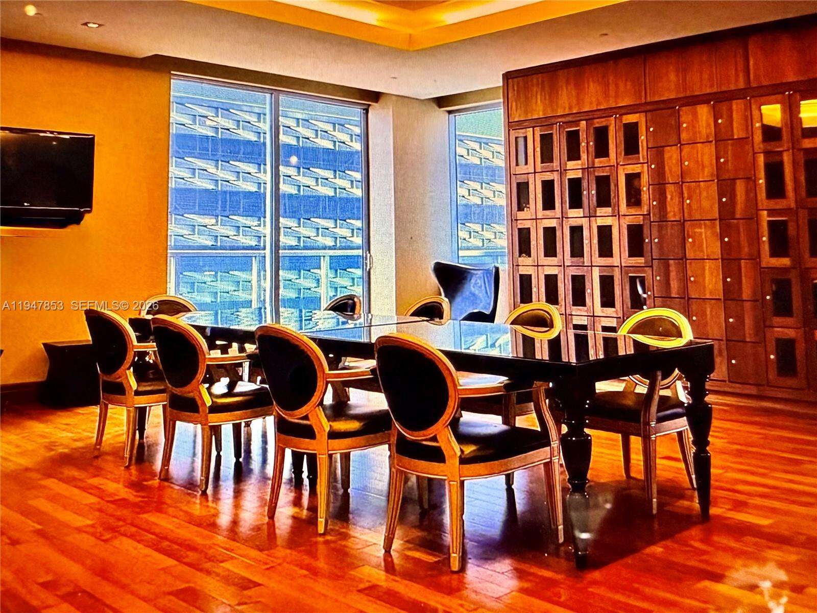 1060 Brickell at 1050 Brickell Ave, Miami, FL 33131 - For Sale photo 7