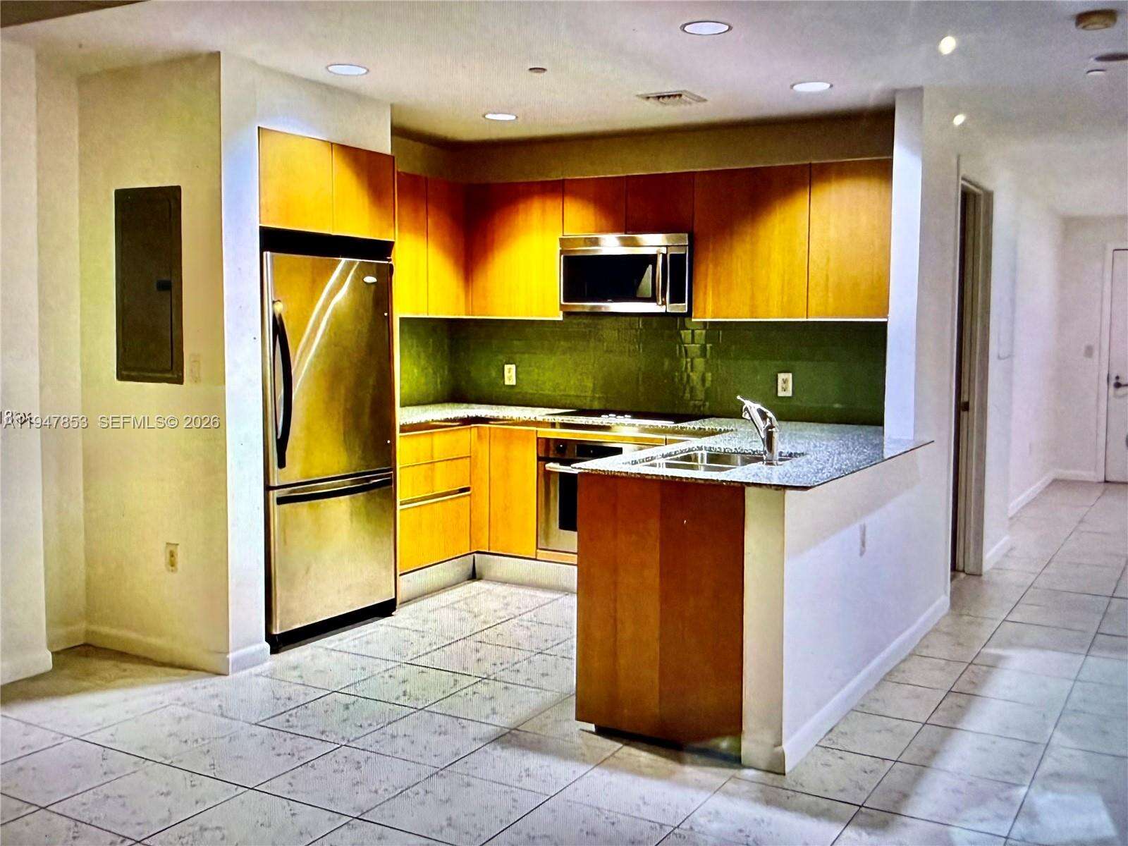 1060 Brickell at 1050 Brickell Ave, Miami, FL 33131 - For Sale photo 9