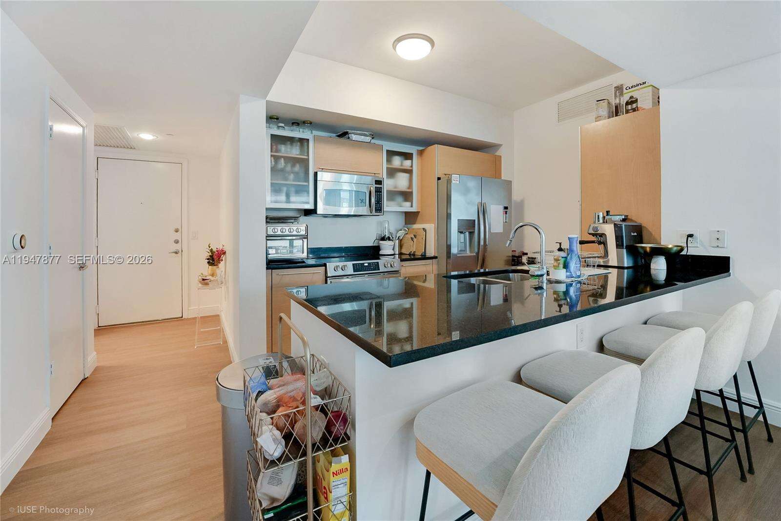 The Plaza On Brickell West at 951 Brickell Ave, Miami, FL 33131 - For Sale photo 2