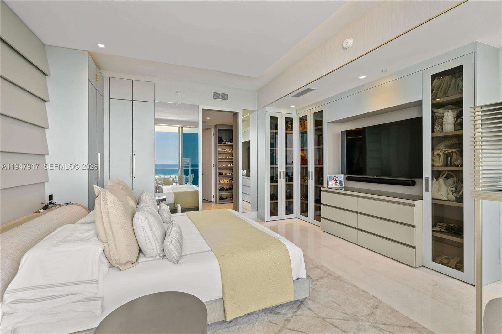 18975 COLLINS - 18975 Collins Ave, Sunny Isles Beach, FL 33160 | Picture 17