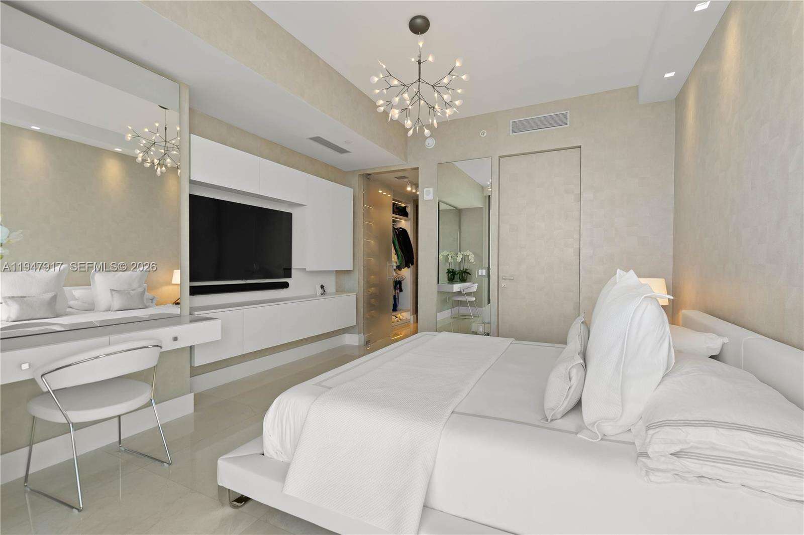 18975 COLLINS - 18975 Collins Ave, Sunny Isles Beach, FL 33160 | Picture 24