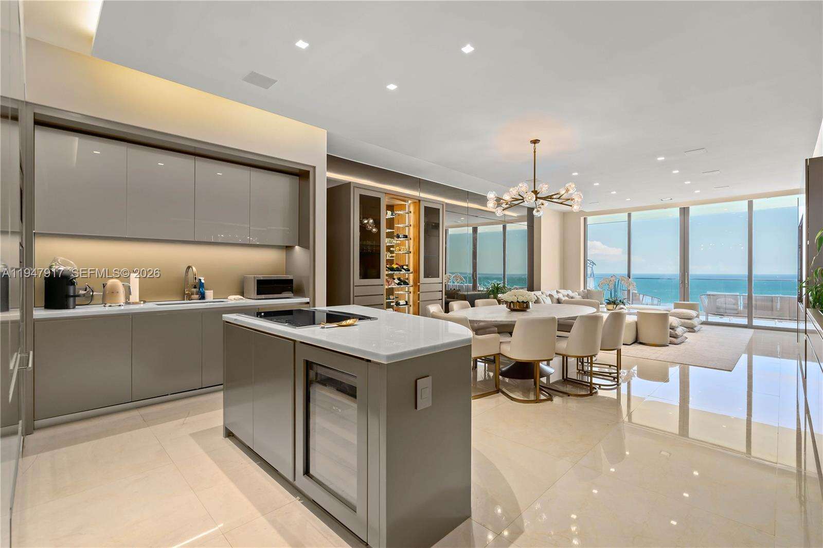 18975 COLLINS - 18975 Collins Ave, Sunny Isles Beach, FL 33160 | Picture 5