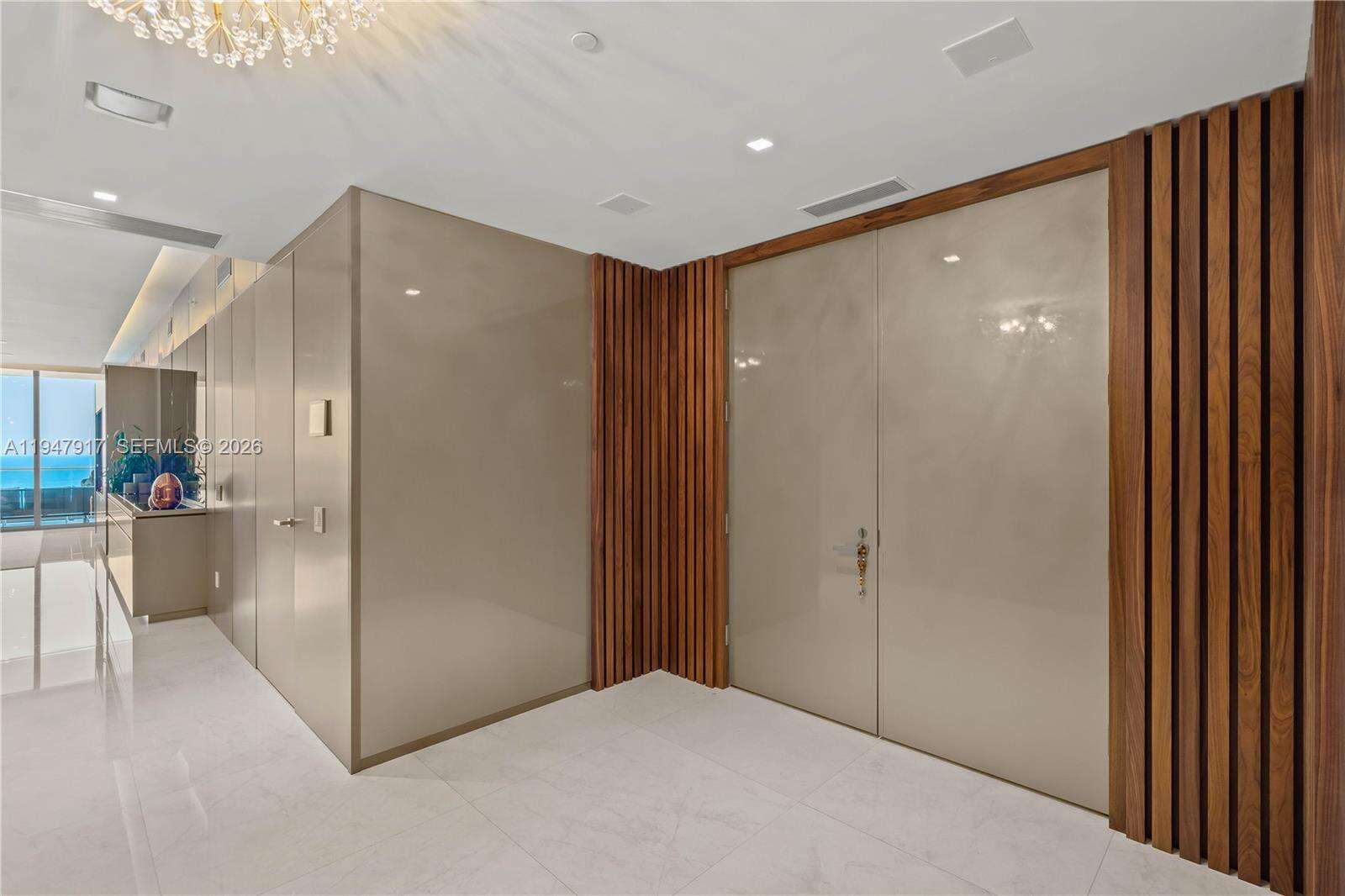 18975 COLLINS - 18975 Collins Ave, Sunny Isles Beach, FL 33160 | Picture 10