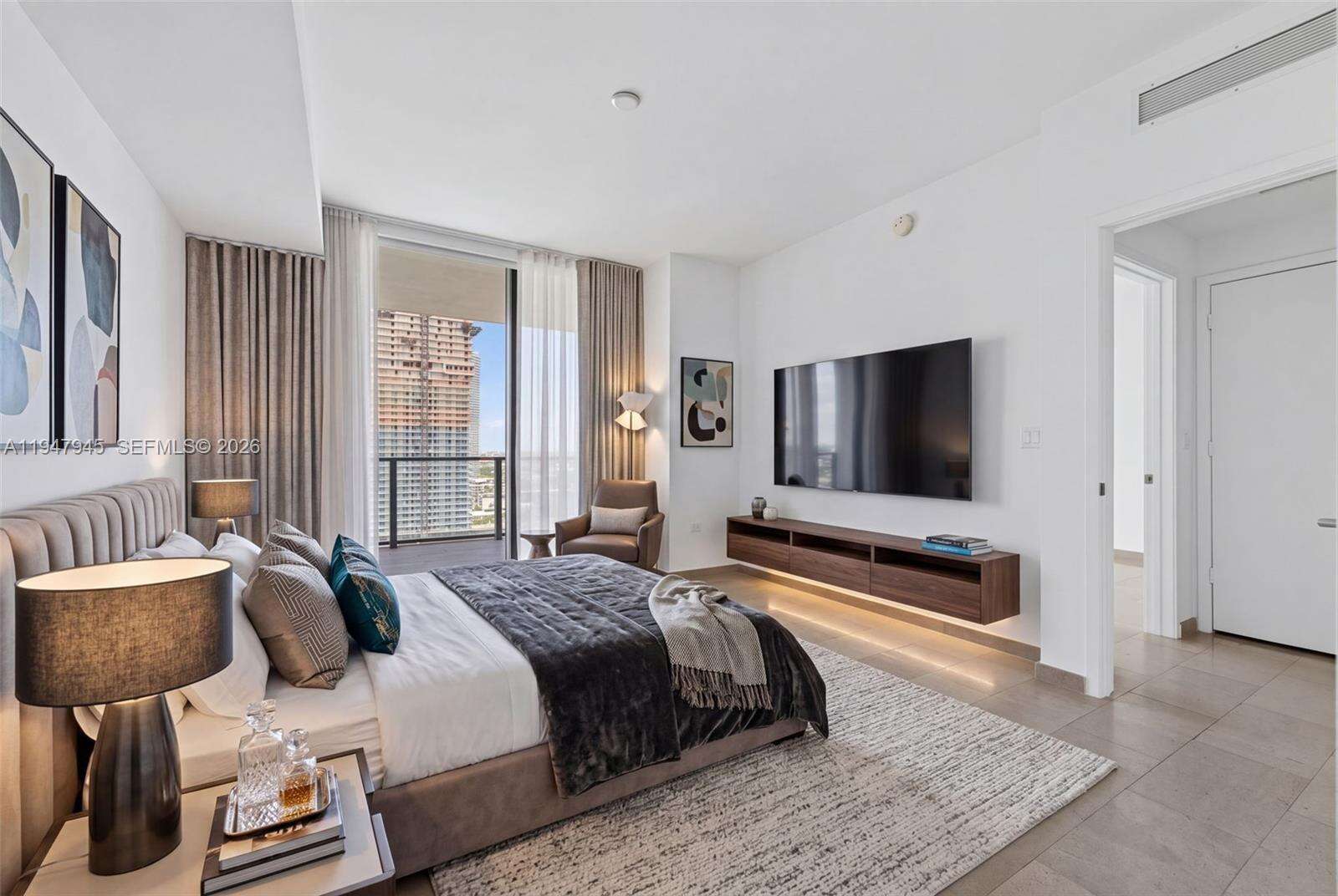 Reach Brickell at 68 6 St, Miami, FL 33131 - For Sale photo 18