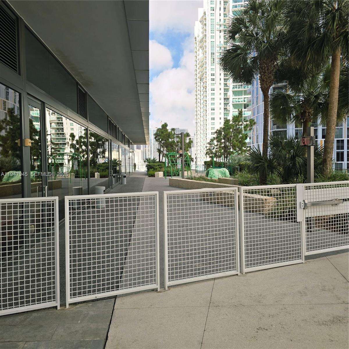Reach Brickell at 68 6 St, Miami, FL 33131 - For Sale photo 37