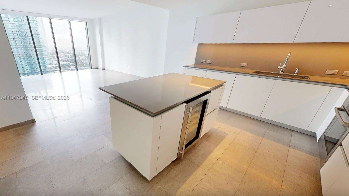 Reach Brickell at 68 6 St, Miami, FL 33131 - For Sale photo 10