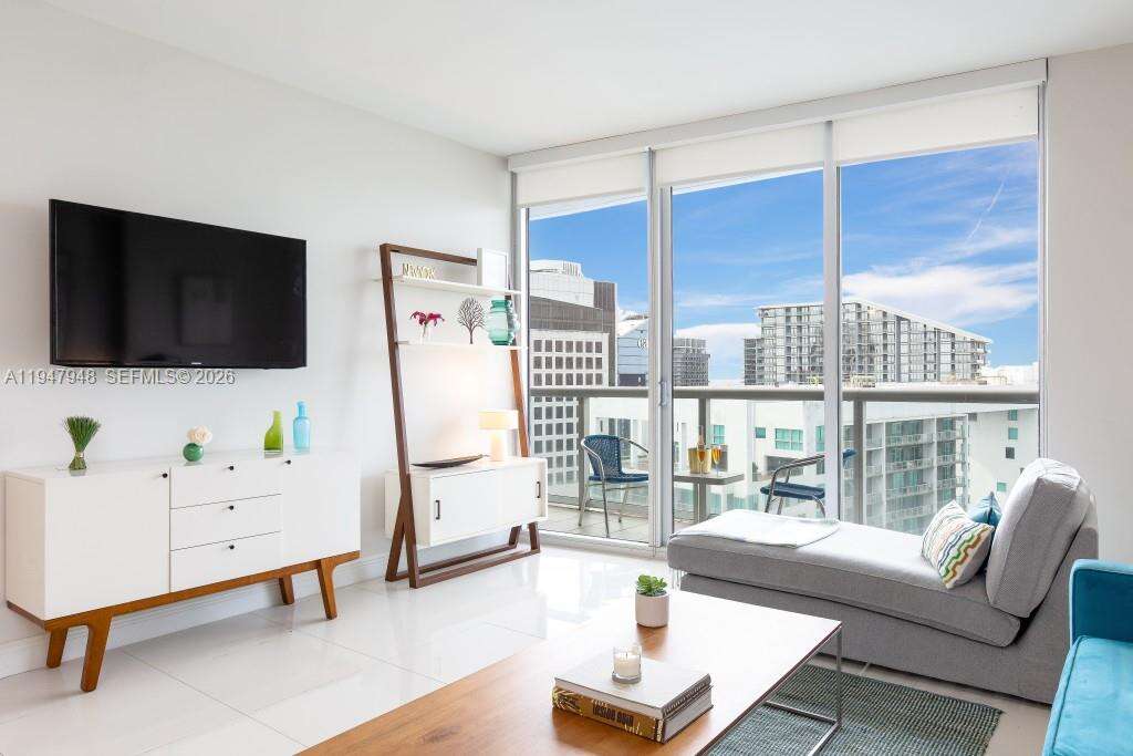 Icon Brickell 3 at 485 Brickell Ave, Miami, FL 33131 - For Sale photo 14