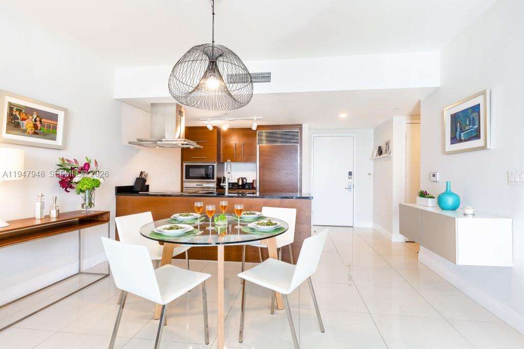 Icon Brickell 3 at 485 Brickell Ave, Miami, FL 33131 - For Sale photo 10