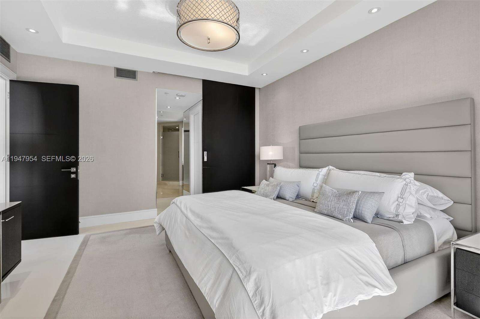 SAYAN - 16275 Collins Ave, Sunny Isles Beach, FL 33160 | Picture 21