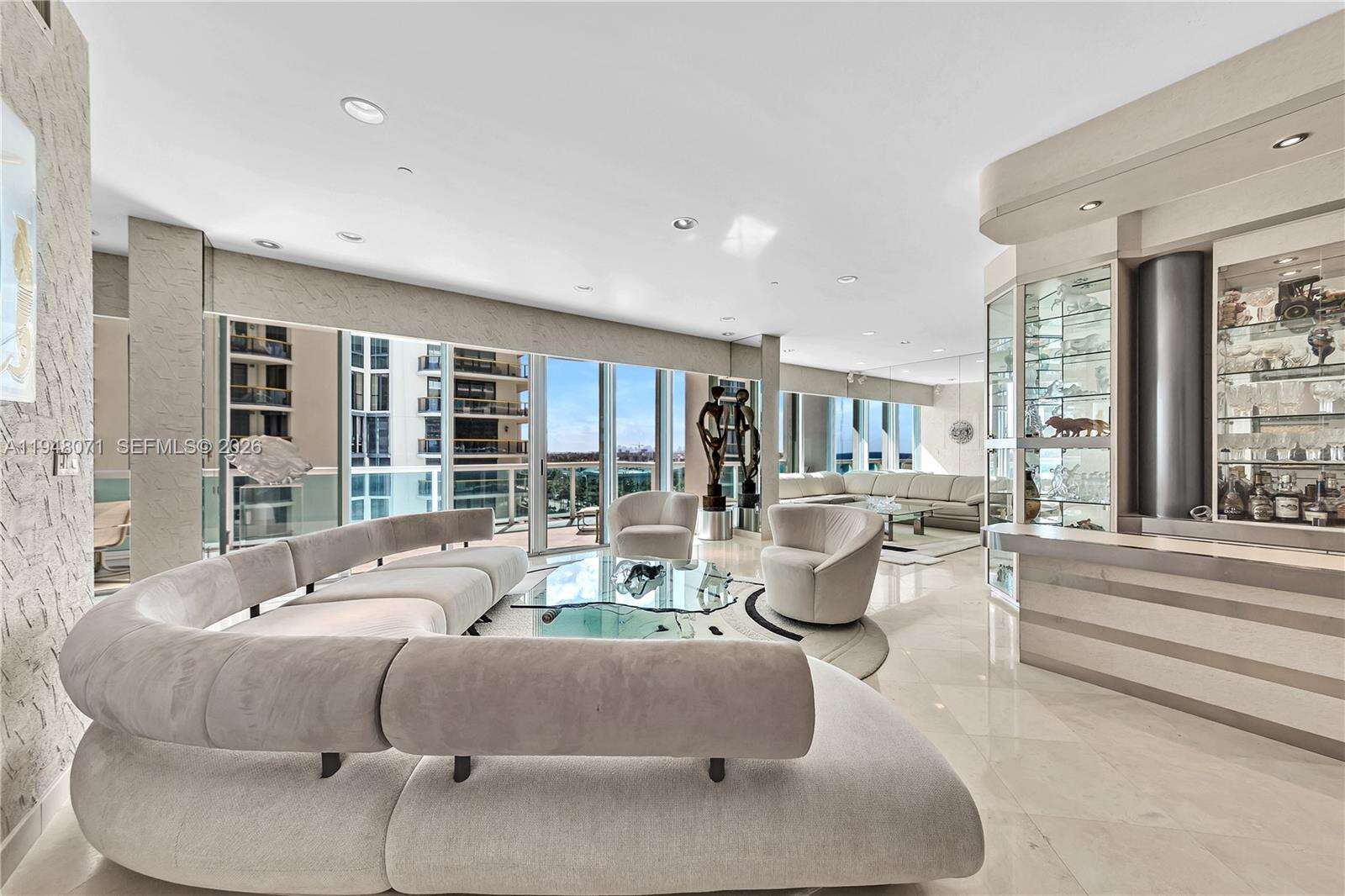 THE PALACE AT BAL HARBOUR - 10101 Collins Ave, Bal Harbour, FL 33154 | Picture 22