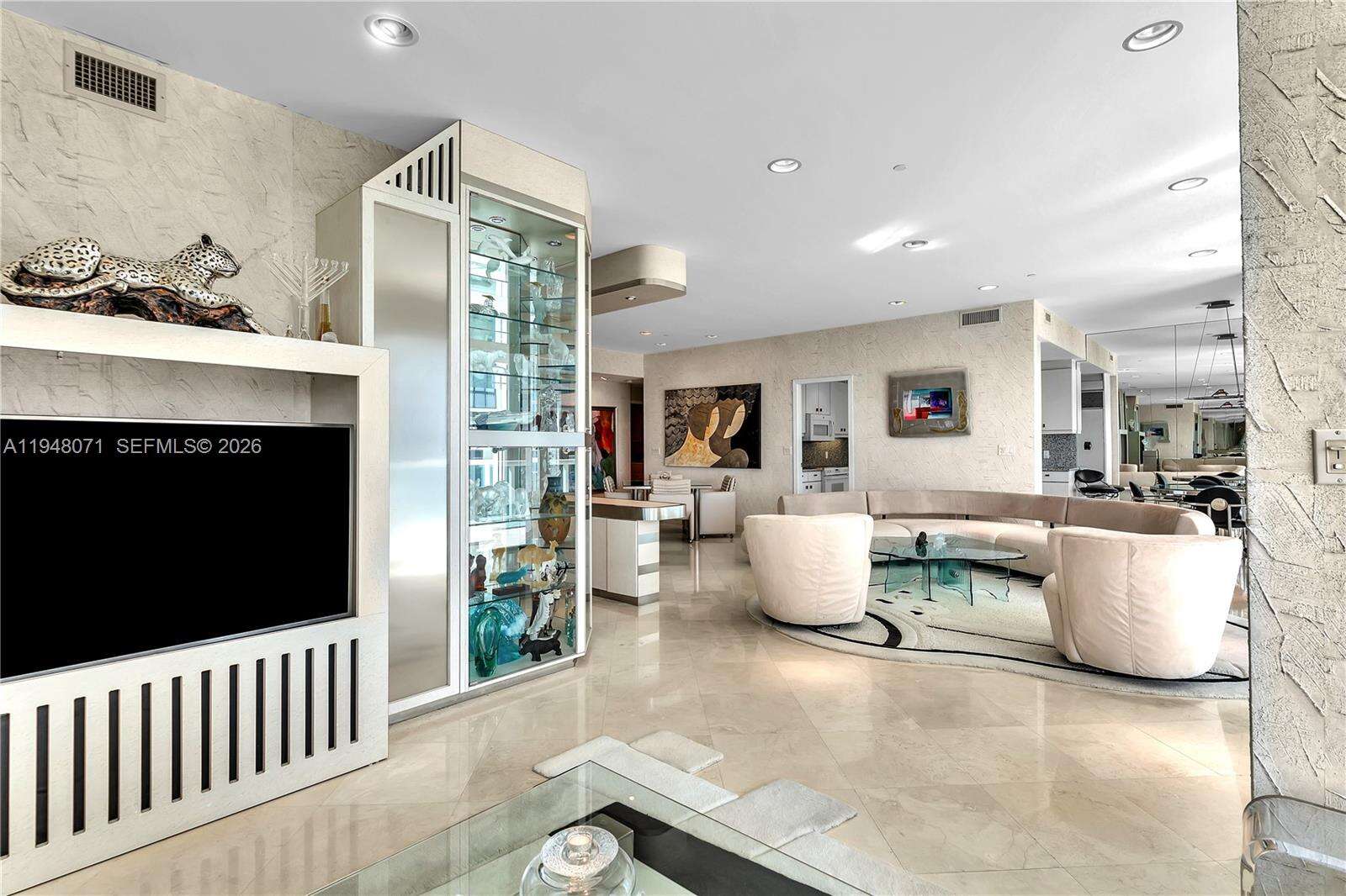 THE PALACE AT BAL HARBOUR - 10101 Collins Ave, Bal Harbour, FL 33154 | Picture 29