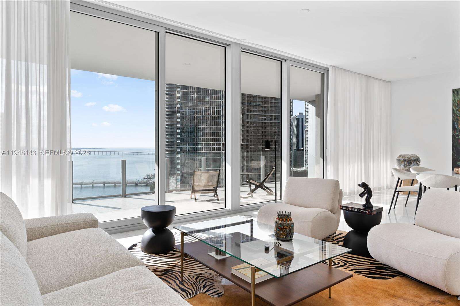 ASTON MARTIN RESIDENCES - 300 Biscayne Blvd Way, Miami, FL 33131 | Picture 14