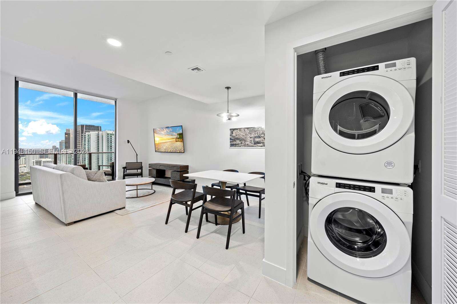 Natiivo | Gale Miami at 159 6 St, Miami, FL 33132 - For Sale photo 17
