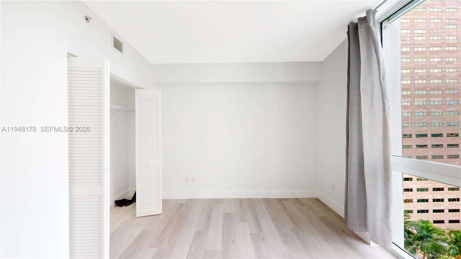 ONE MIAMI WEST - 325 Biscayne Blvd, Miami, FL 33131 | Picture 14