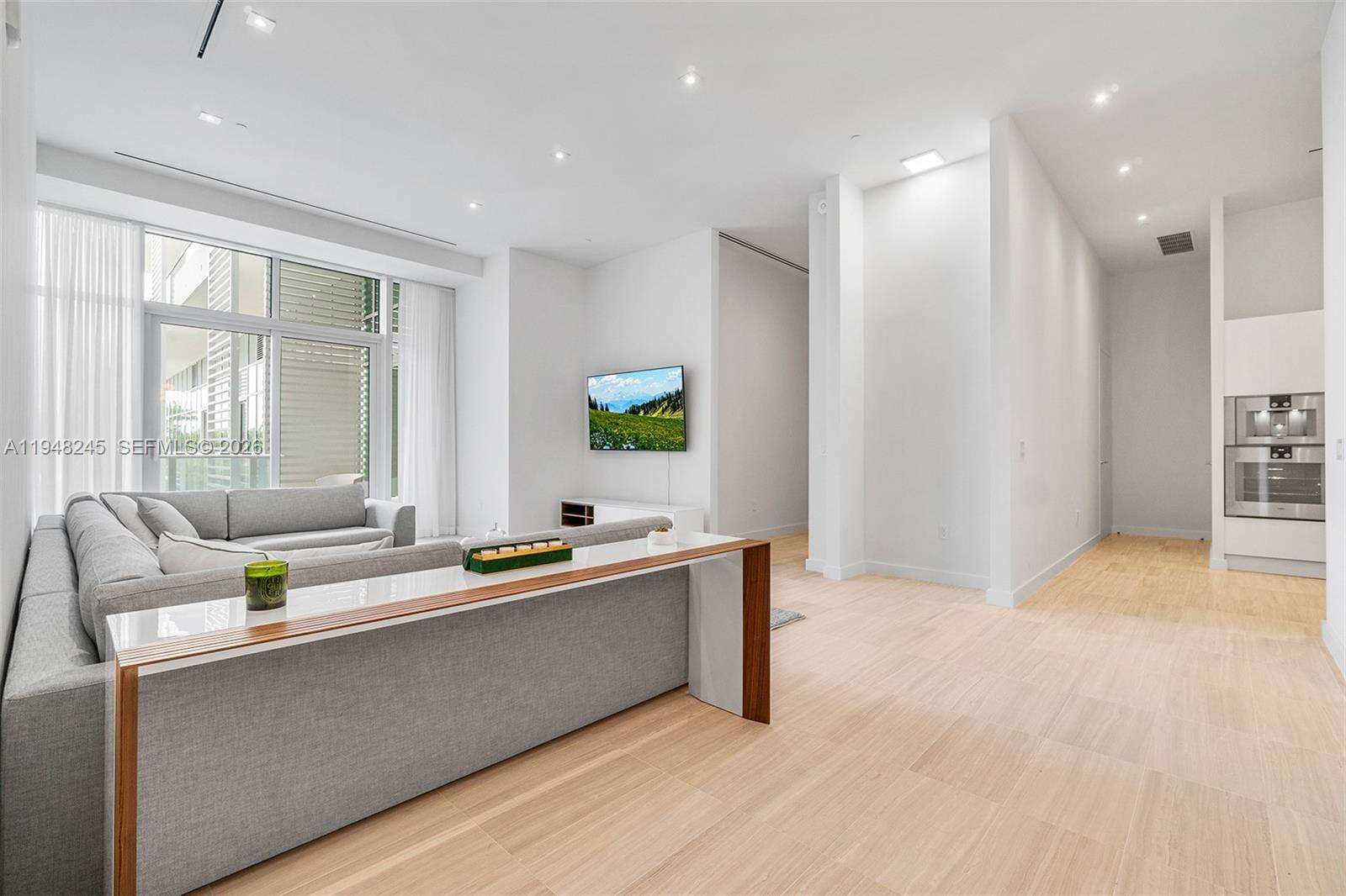 4701 NORTH MERIDIAN - 4701 Meridian Ave, Miami Beach, FL 33140 | Picture 1