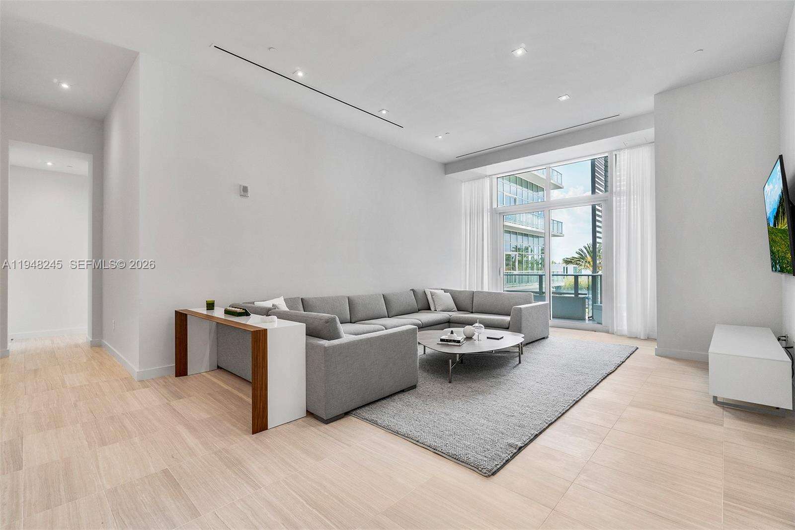 4701 NORTH MERIDIAN - 4701 Meridian Ave, Miami Beach, FL 33140 | Picture 6