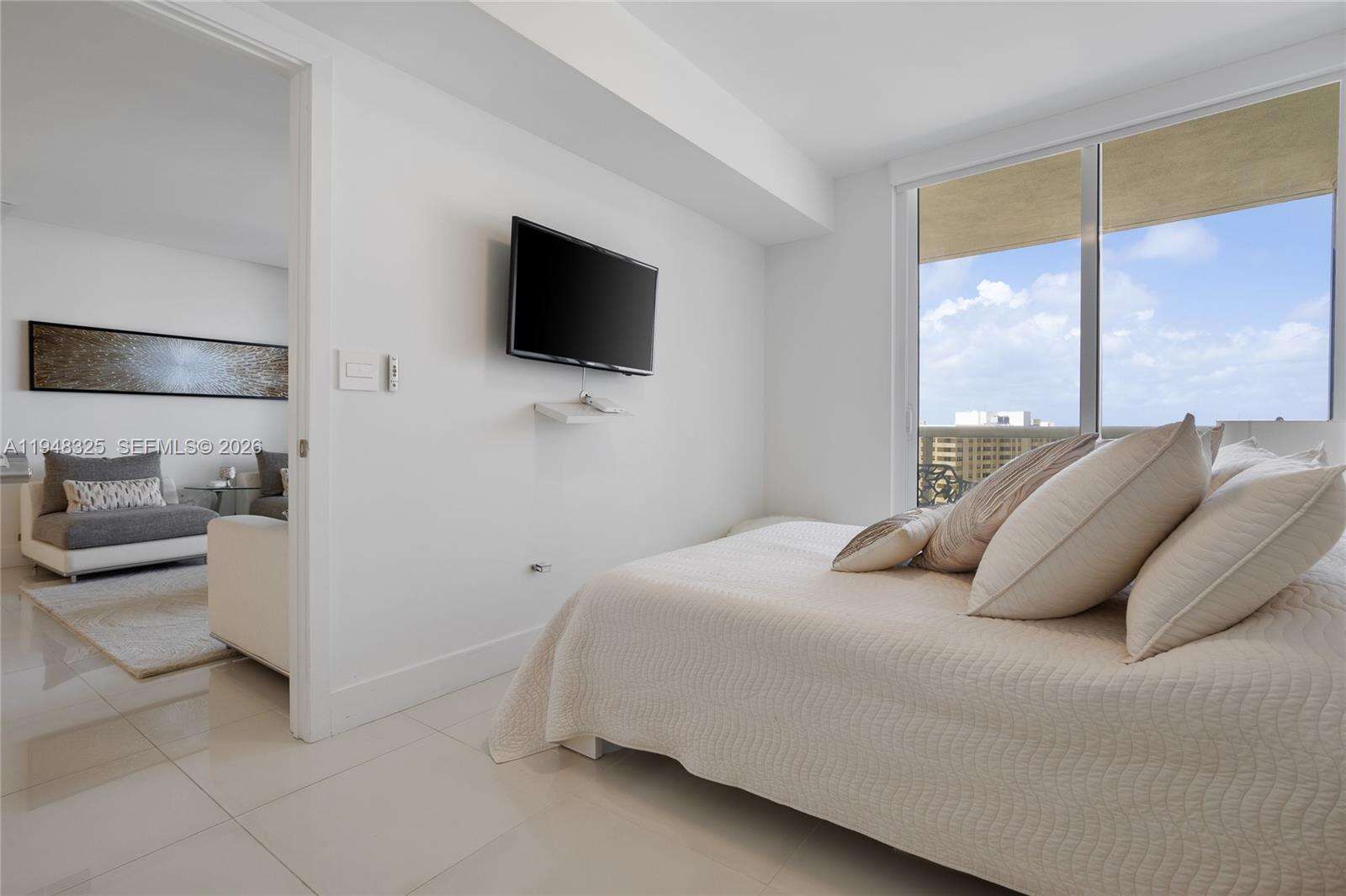 BEACH CLUB THREE - 1800 Ocean Dr, Hallandale Beach, FL 33009 | Picture 31