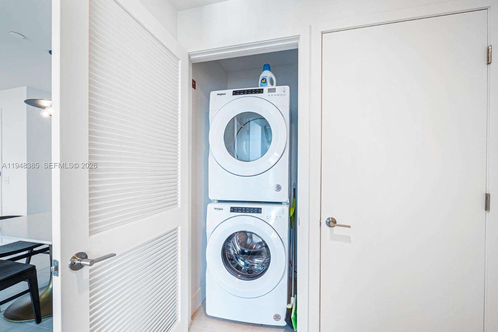 159 NE 6TH STREET - 159 6 St, Miami, FL 33132 | Picture 38