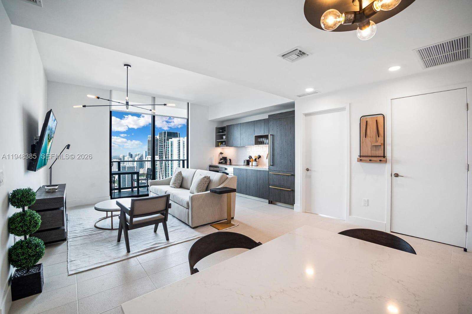 159 NE 6TH STREET - 159 6 St, Miami, FL 33132 | Picture 7