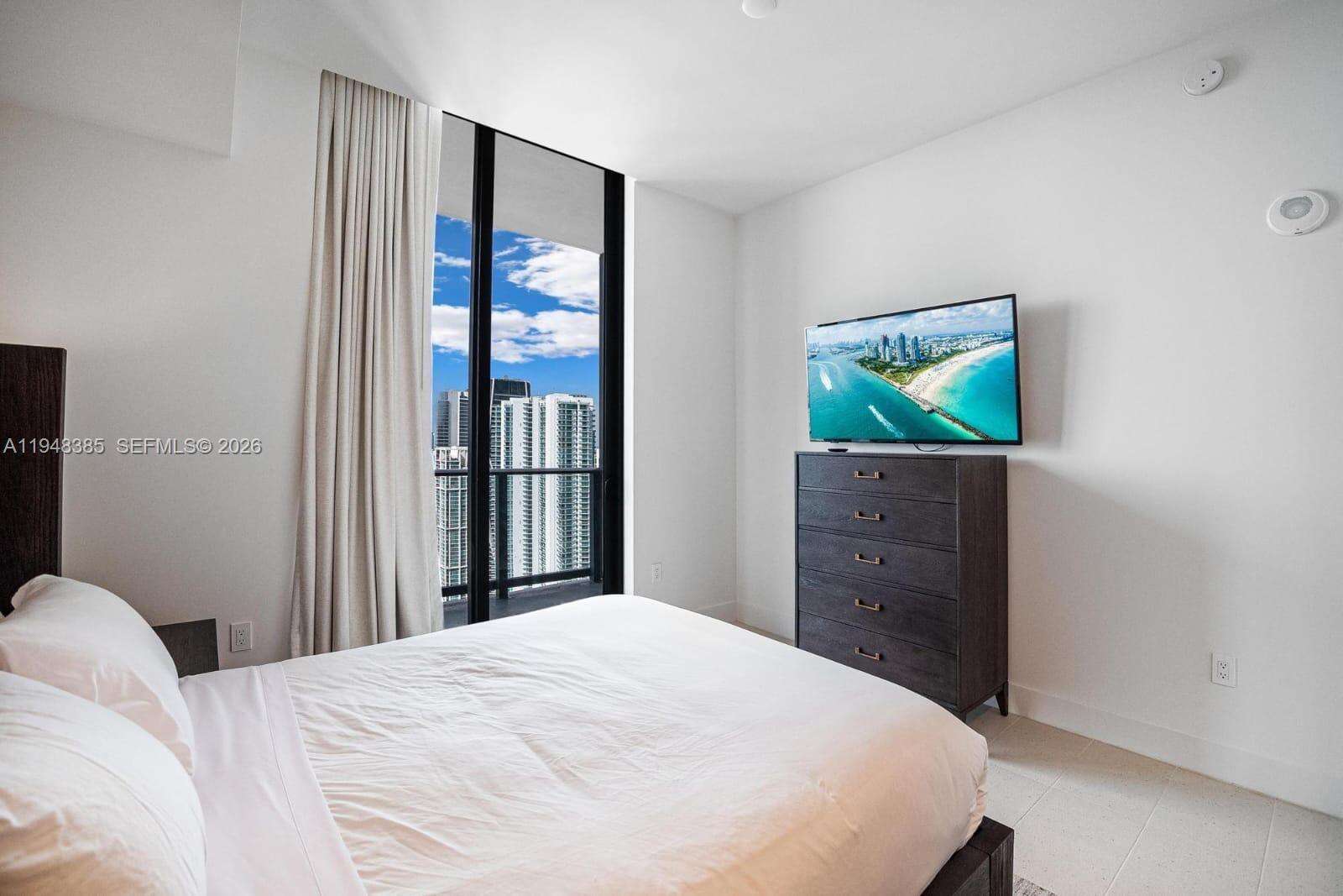 159 NE 6TH STREET - 159 6 St, Miami, FL 33132 | Picture 10