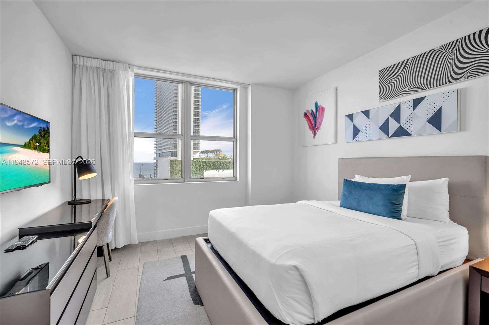 Hyde Beach House at 4010 Ocean Dr, Hollywood, FL 33019 - For Sale photo 17