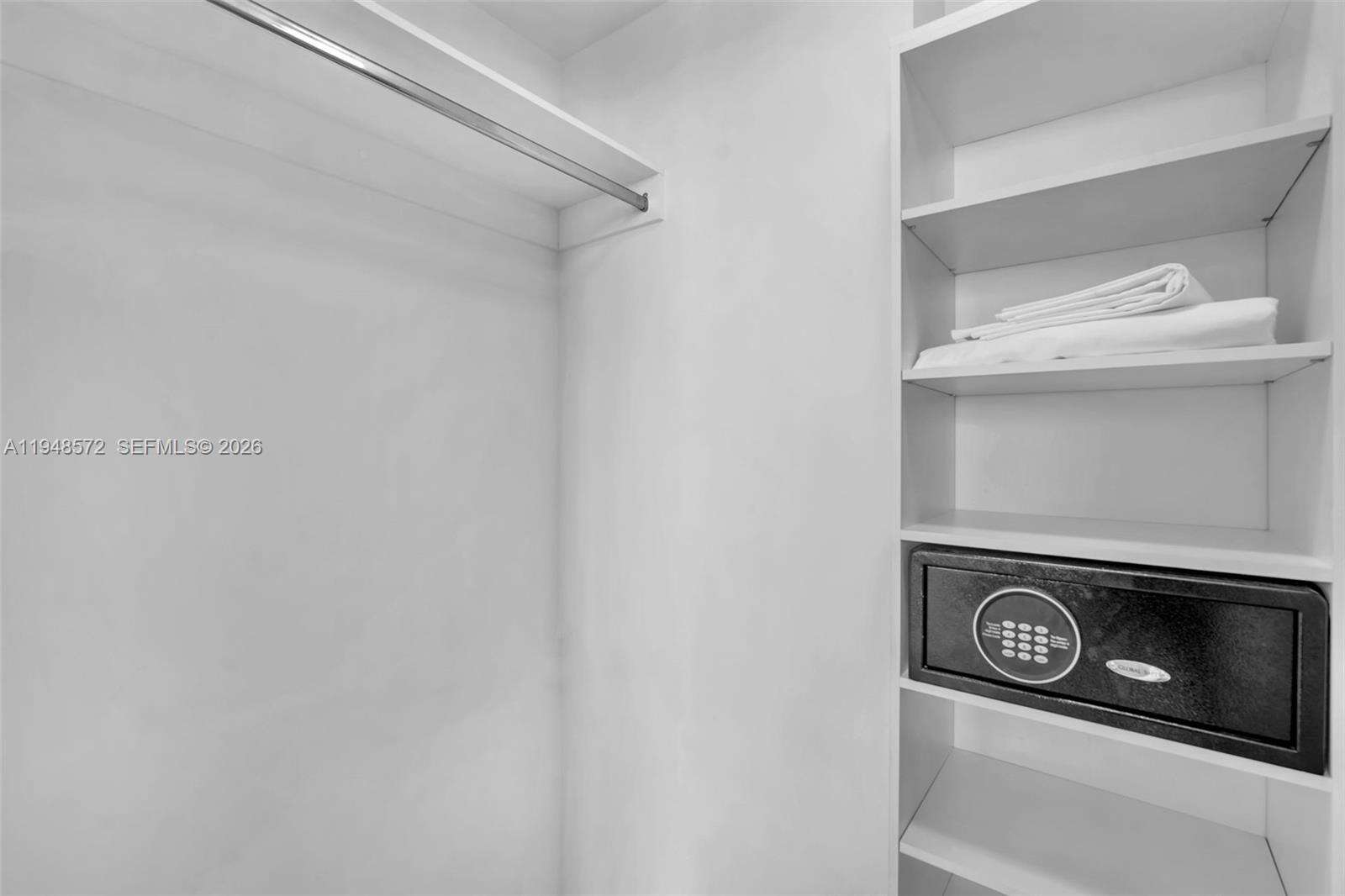 Hyde Beach House at 4010 Ocean Dr, Hollywood, FL 33019 - For Sale photo 22