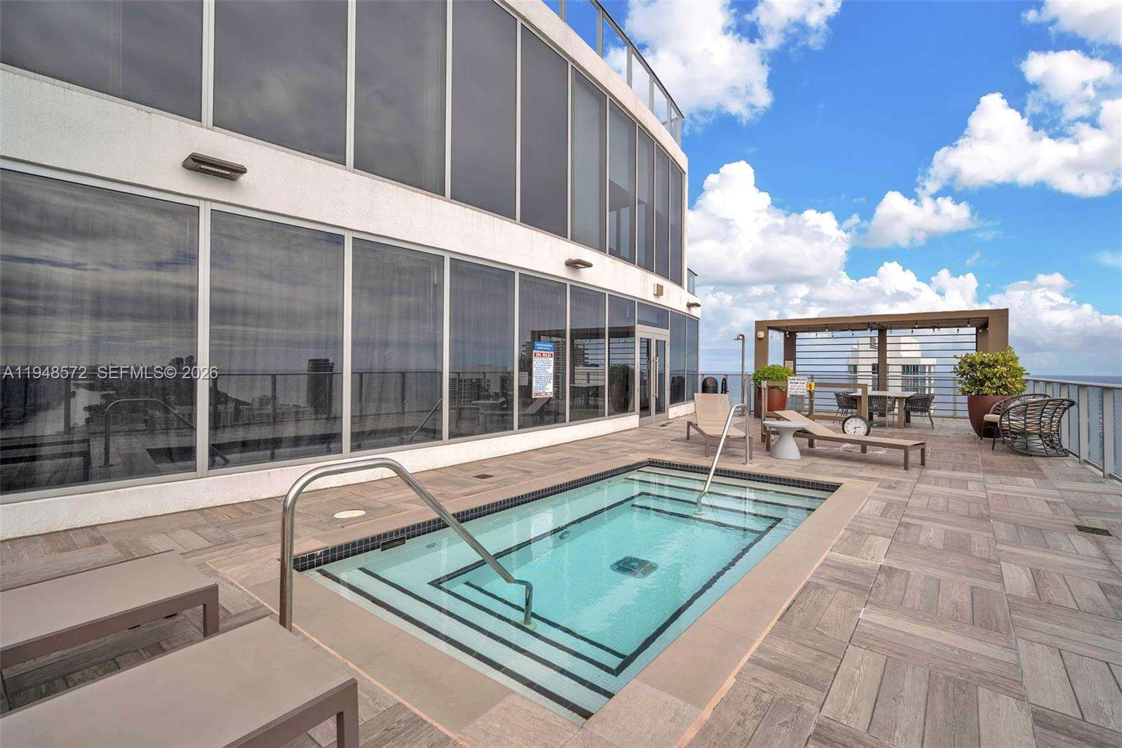Hyde Beach House at 4010 Ocean Dr, Hollywood, FL 33019 - For Sale photo 37