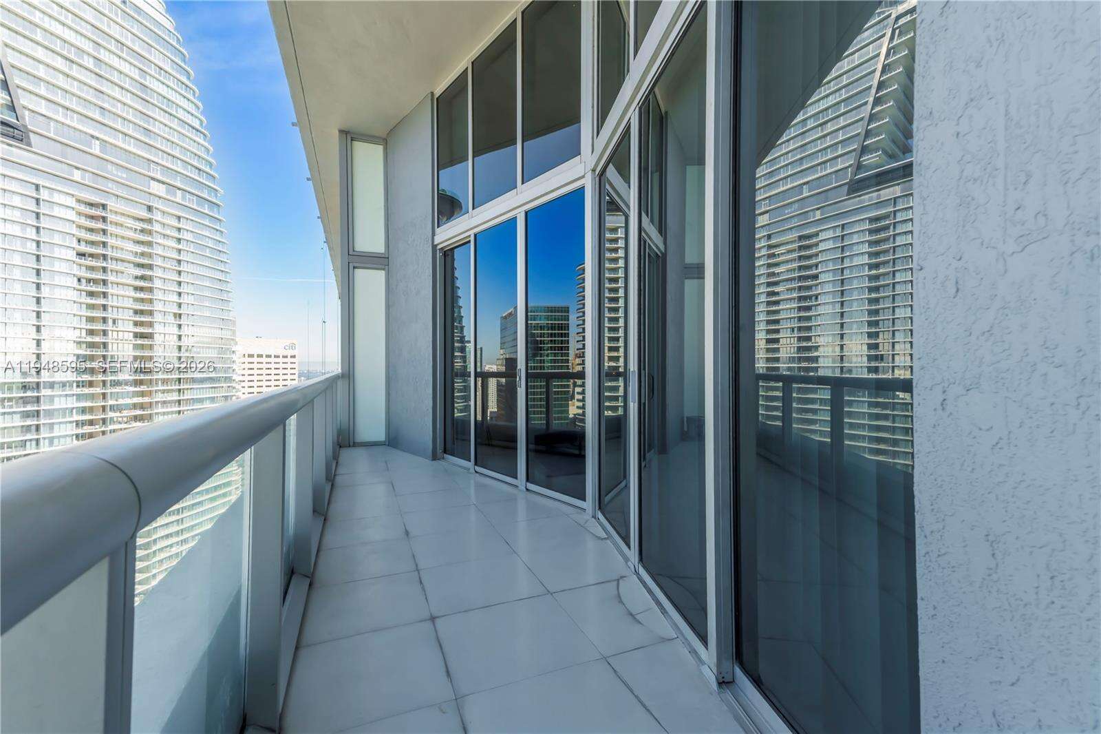 Icon Brickell 1 at 465 Brickell Ave, Miami, FL 33131 - For Sale photo 18