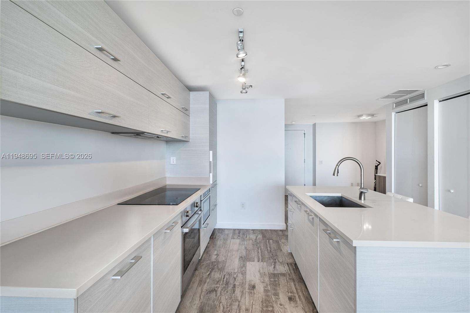 Paraiso Bay at 650 32 St, Miami, FL 33137 - For Sale photo 11