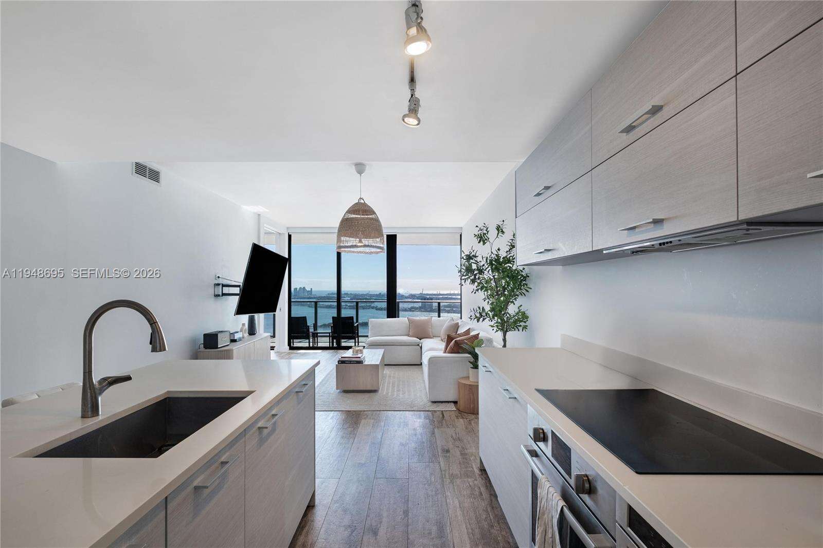 Paraiso Bay at 650 32 St, Miami, FL 33137 - For Sale photo 13