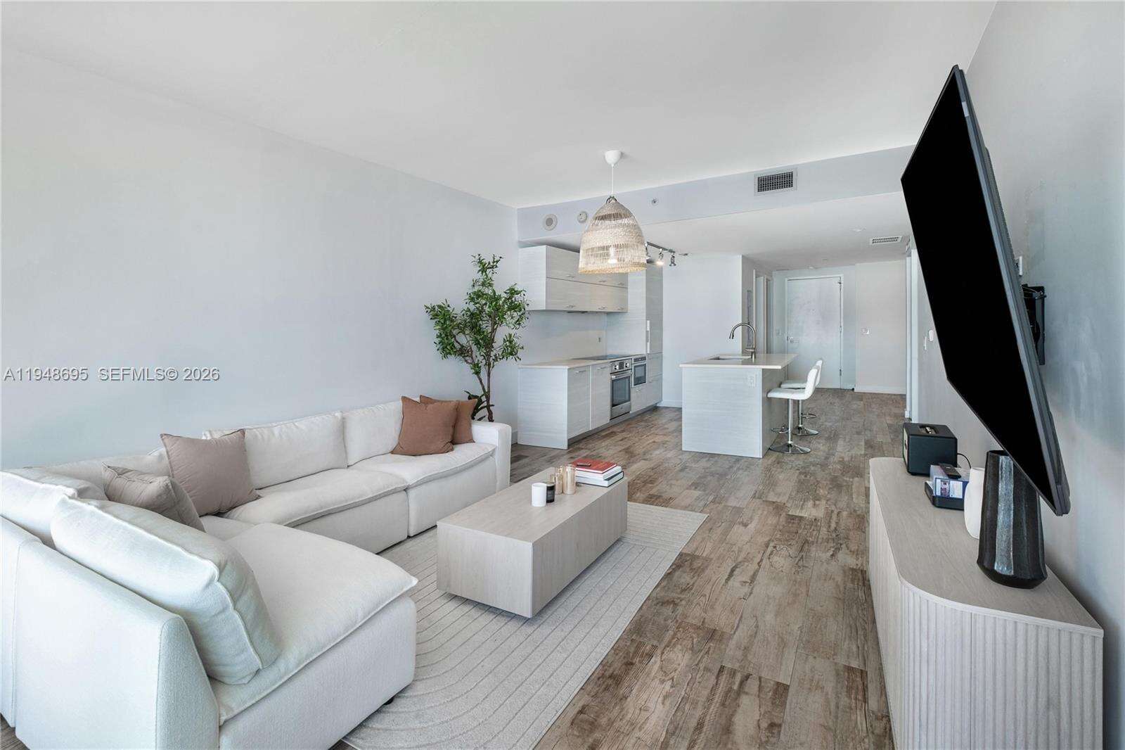 Paraiso Bay at 650 32 St, Miami, FL 33137 - For Sale photo 7