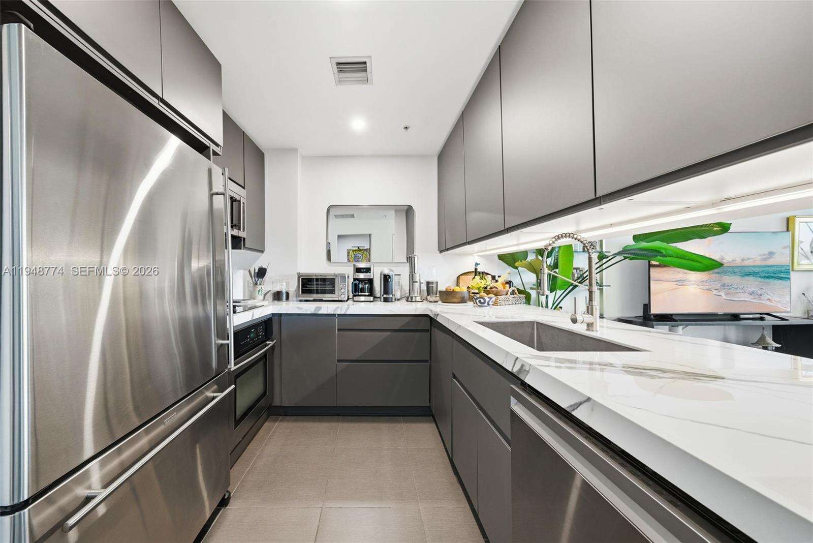 Four Midtown at 3301 1 Ave, Miami, FL 33137 - For Sale photo 8
